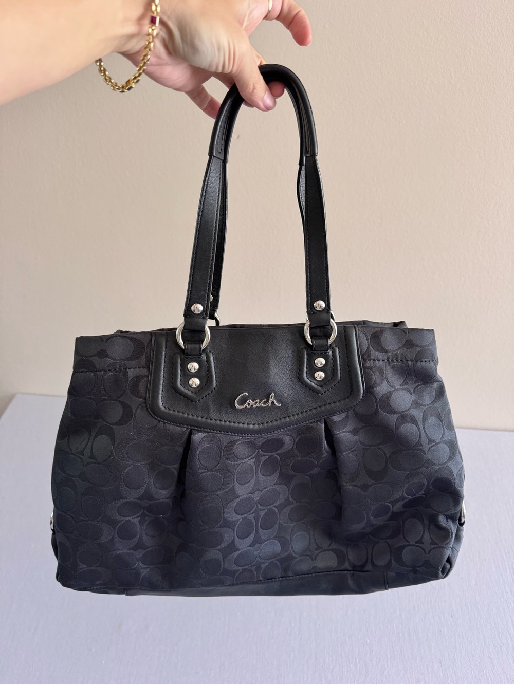 Y2K Coach Black Signature Tote with Logo Jacquard - Picture 8 of 13
